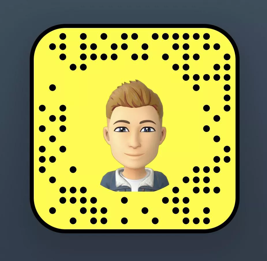 28 loves hairy chest guys for quick live add me gaybubi