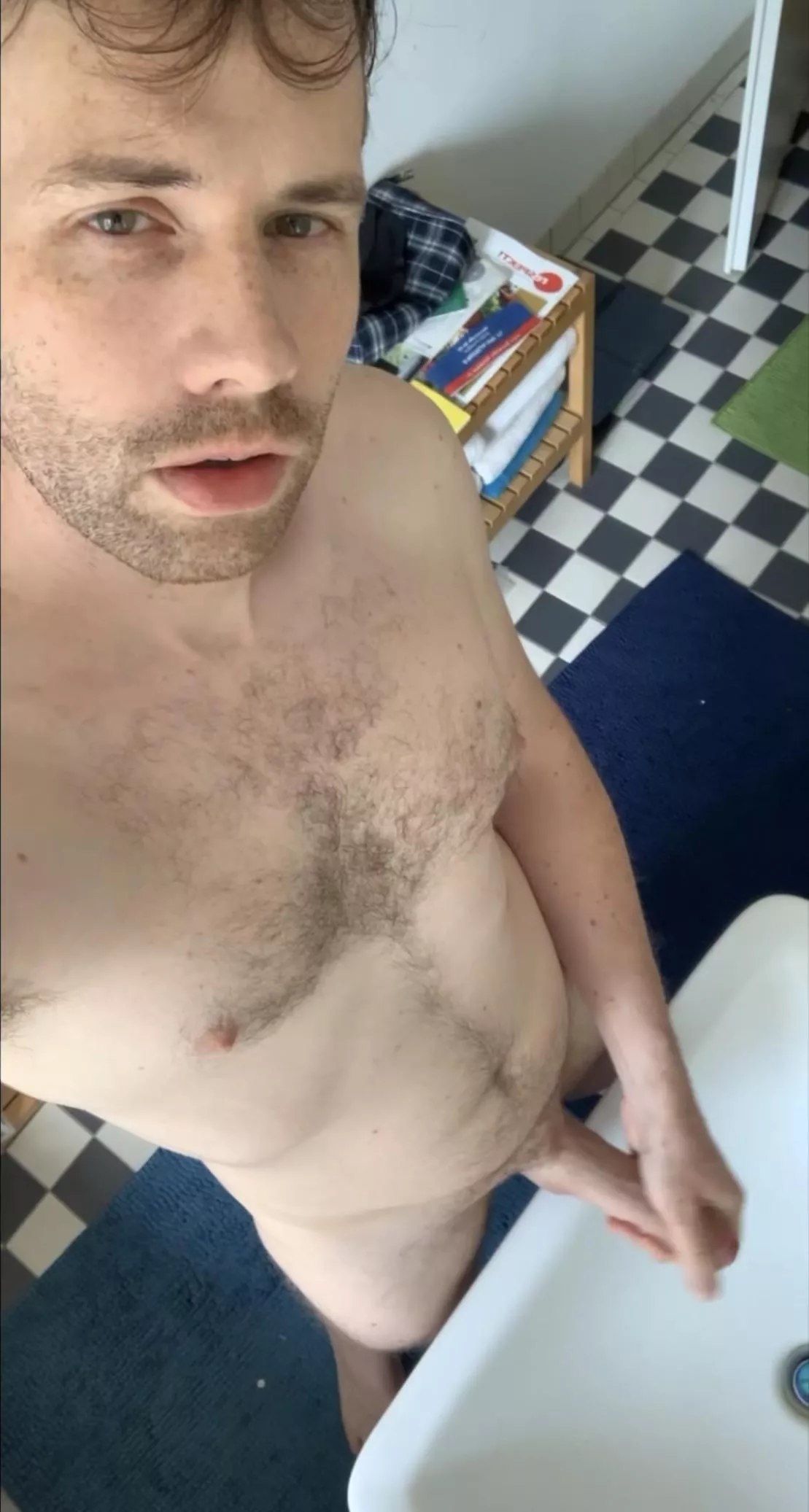 31 slut boy into exposing myself on Snapchat. Add me to your groups: top.tiptop