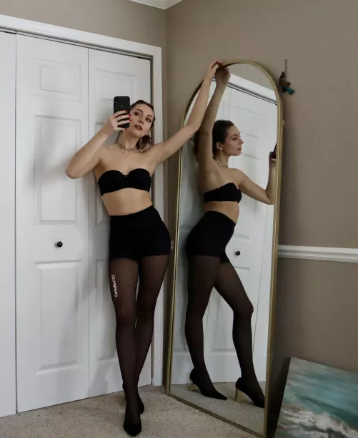 Auditioning to be the next Bond girl [f]