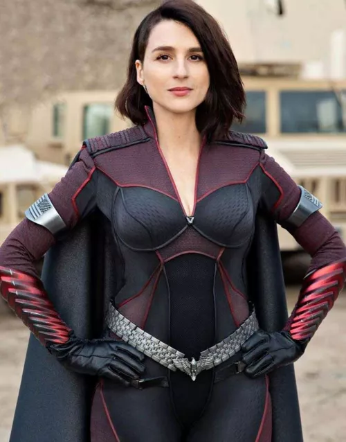 Aya Cash as Stormfront hits me differently