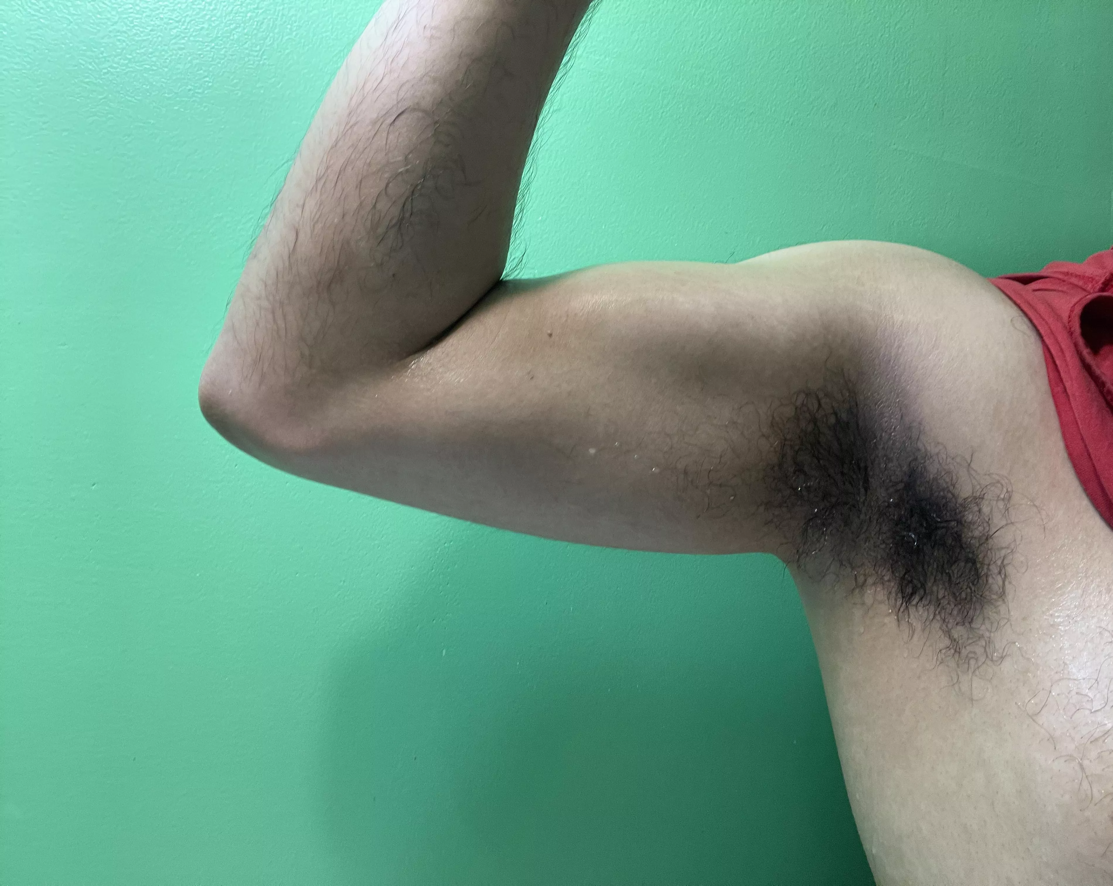 Can you lick off the sweat for me?