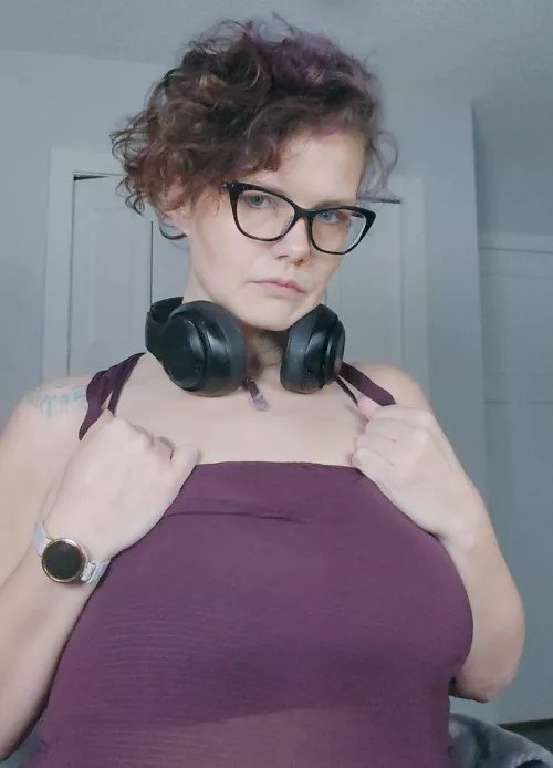 chilly morn. keep me warm? f36