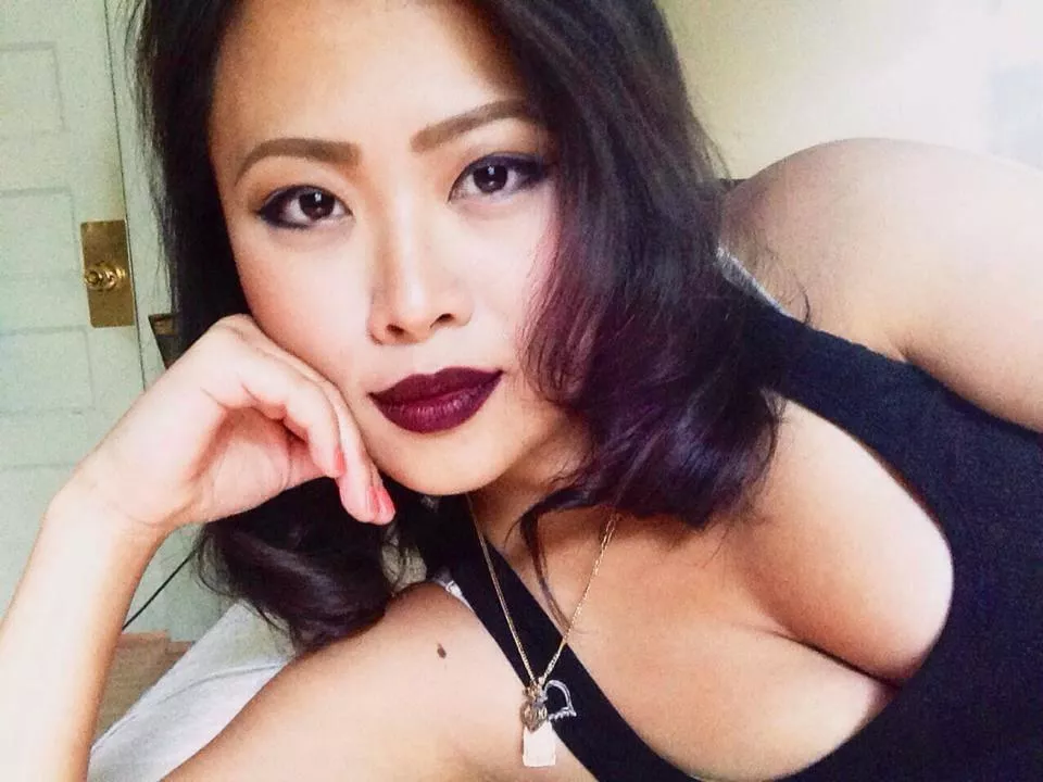 Do you like my lipstick?