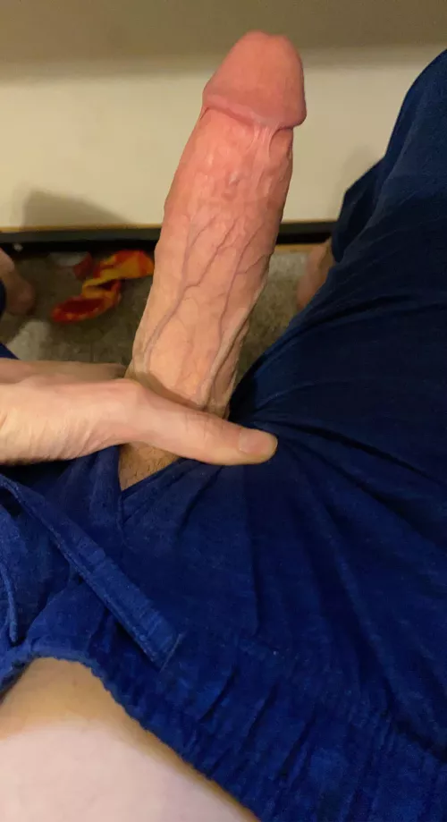 first post, who wants to play with (m)e 🤤