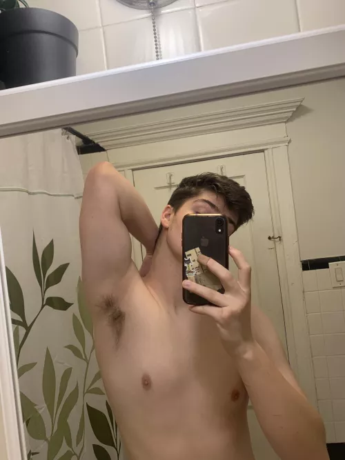 first time posting, do you like my 18 y/o pit?