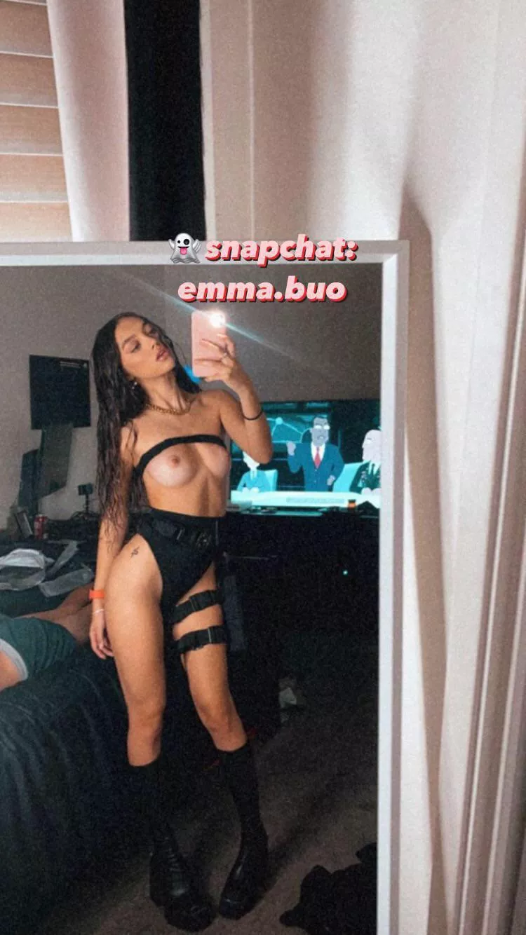 Fuck me!😈 ADD 👻 emma.buo