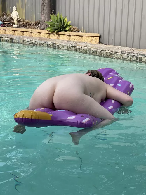 Fun in a friends pool