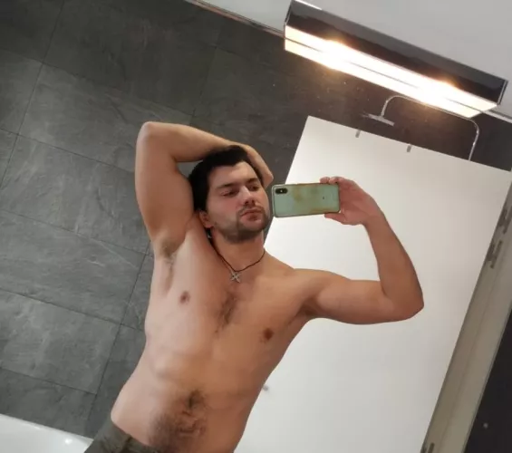 Have a great morning, do you like my pits? 😏