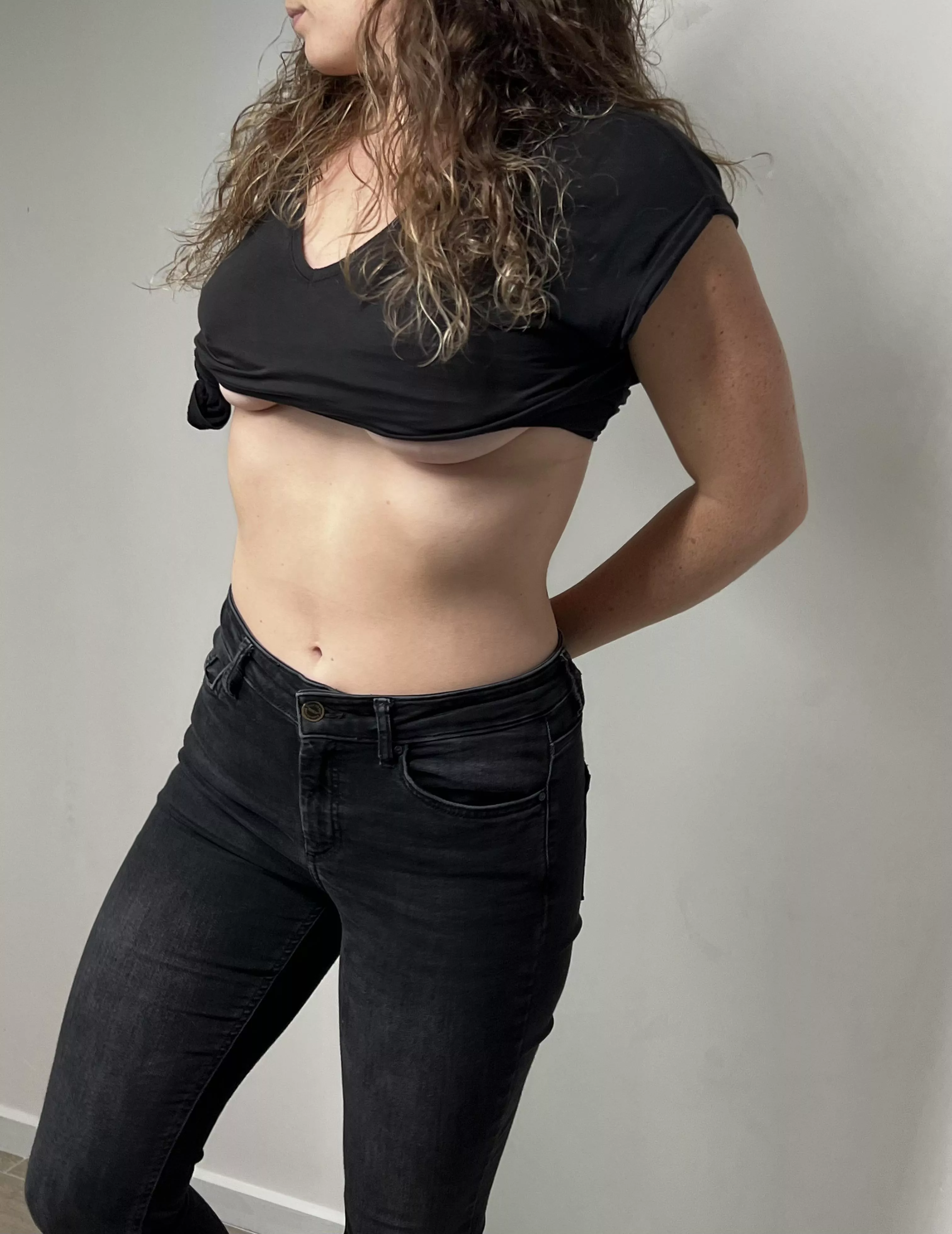 Help me taking this top off please 😇