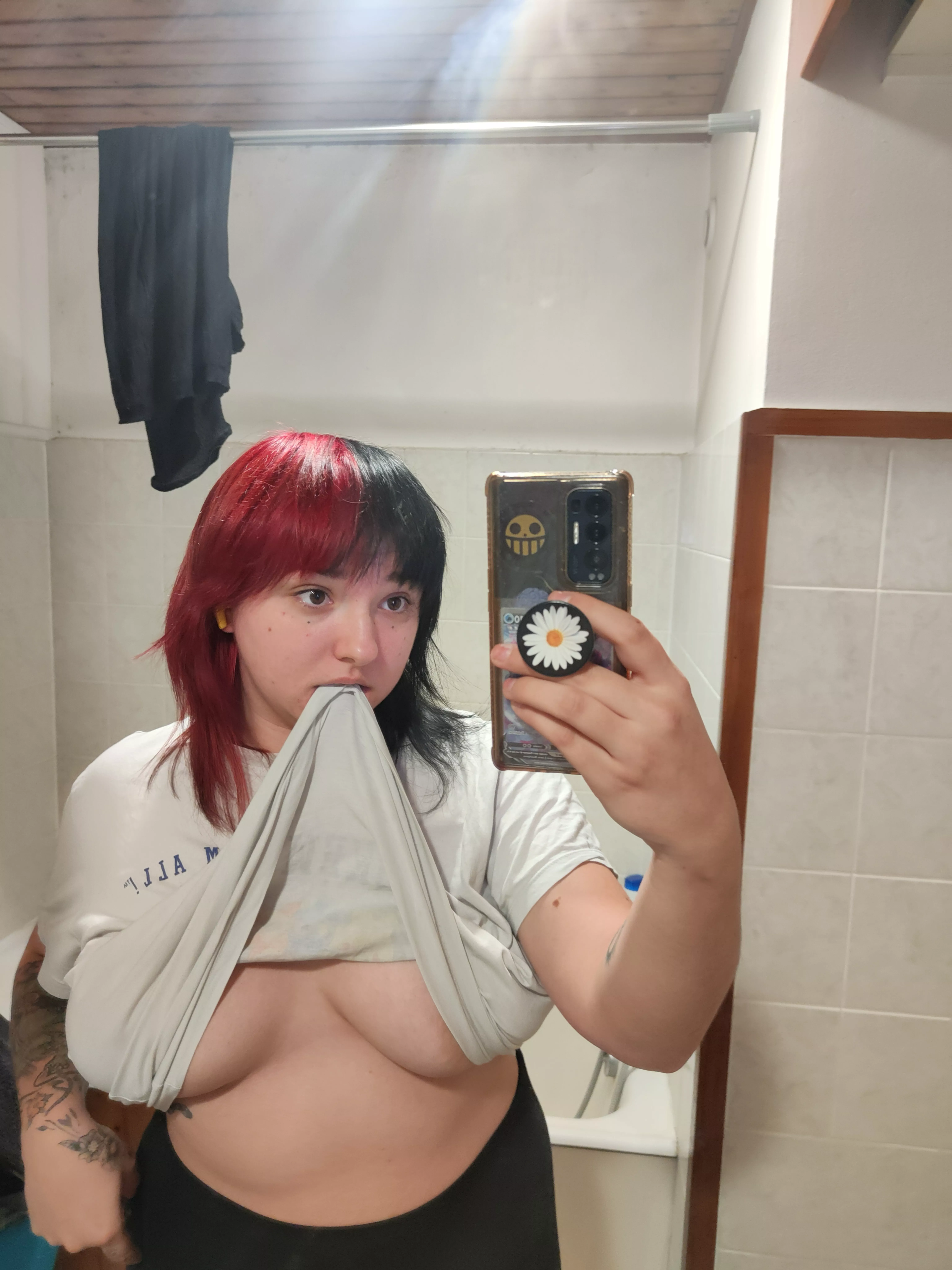 Hold my Pokeballs before they fall !! ❤️🖤