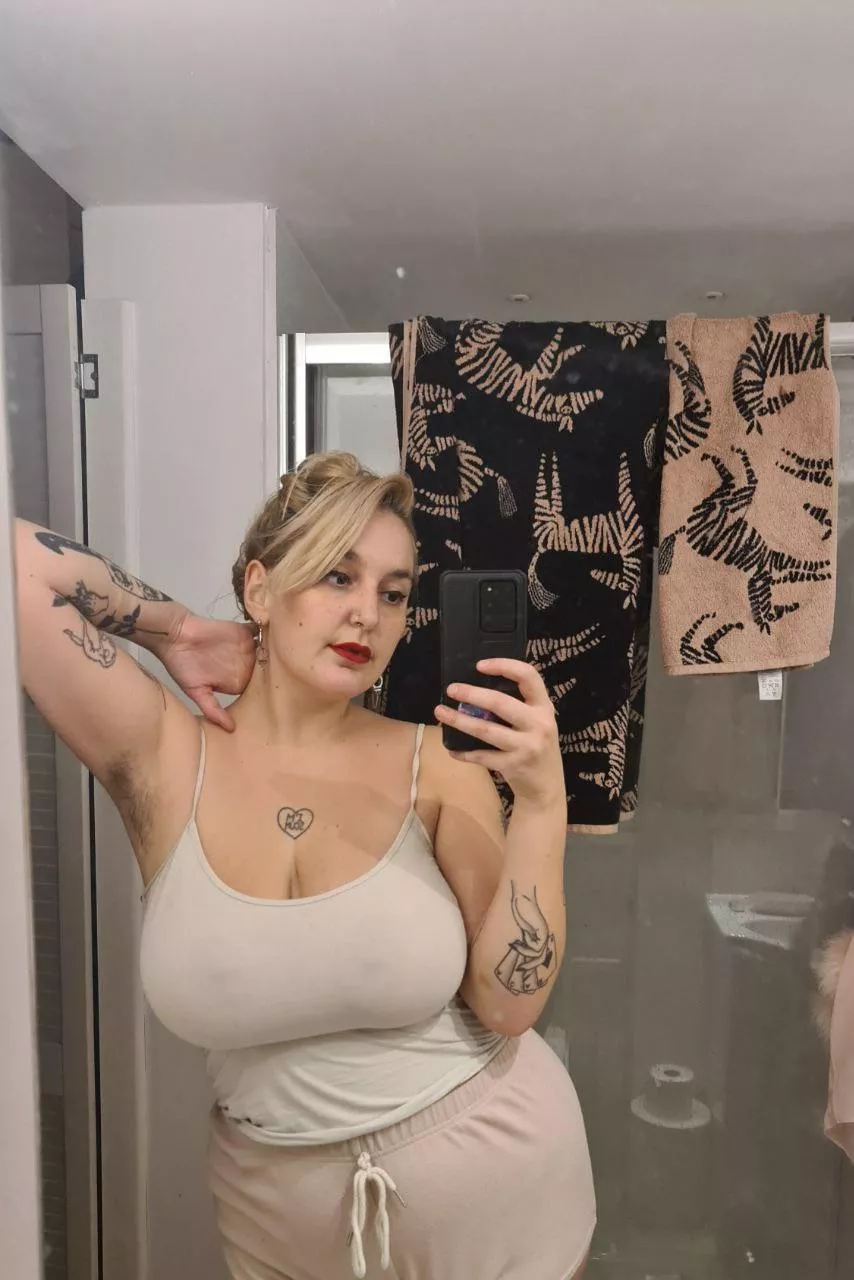 Hope you have a minute to enjoy my pic 😏