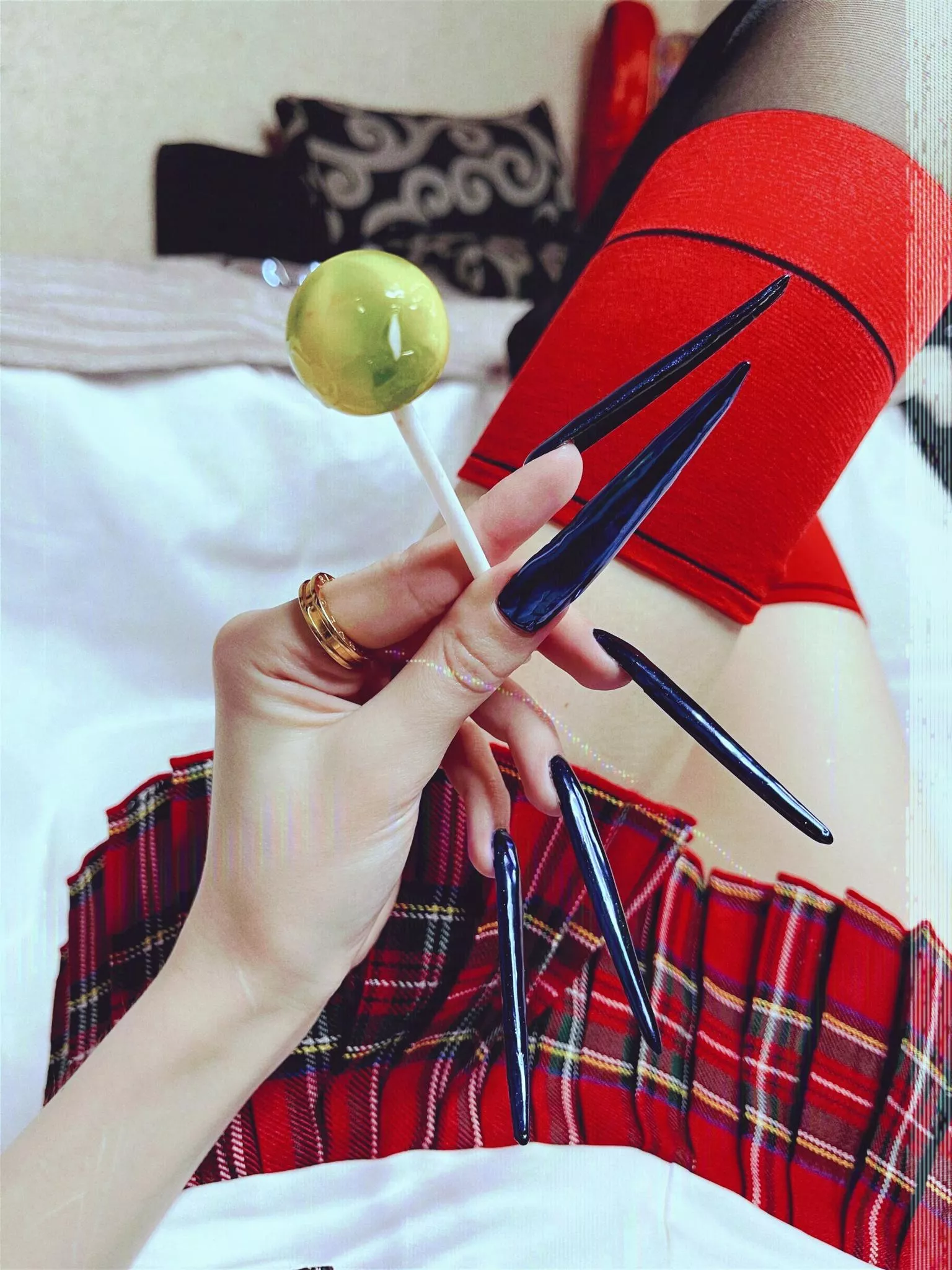 I love lollipops and long nails