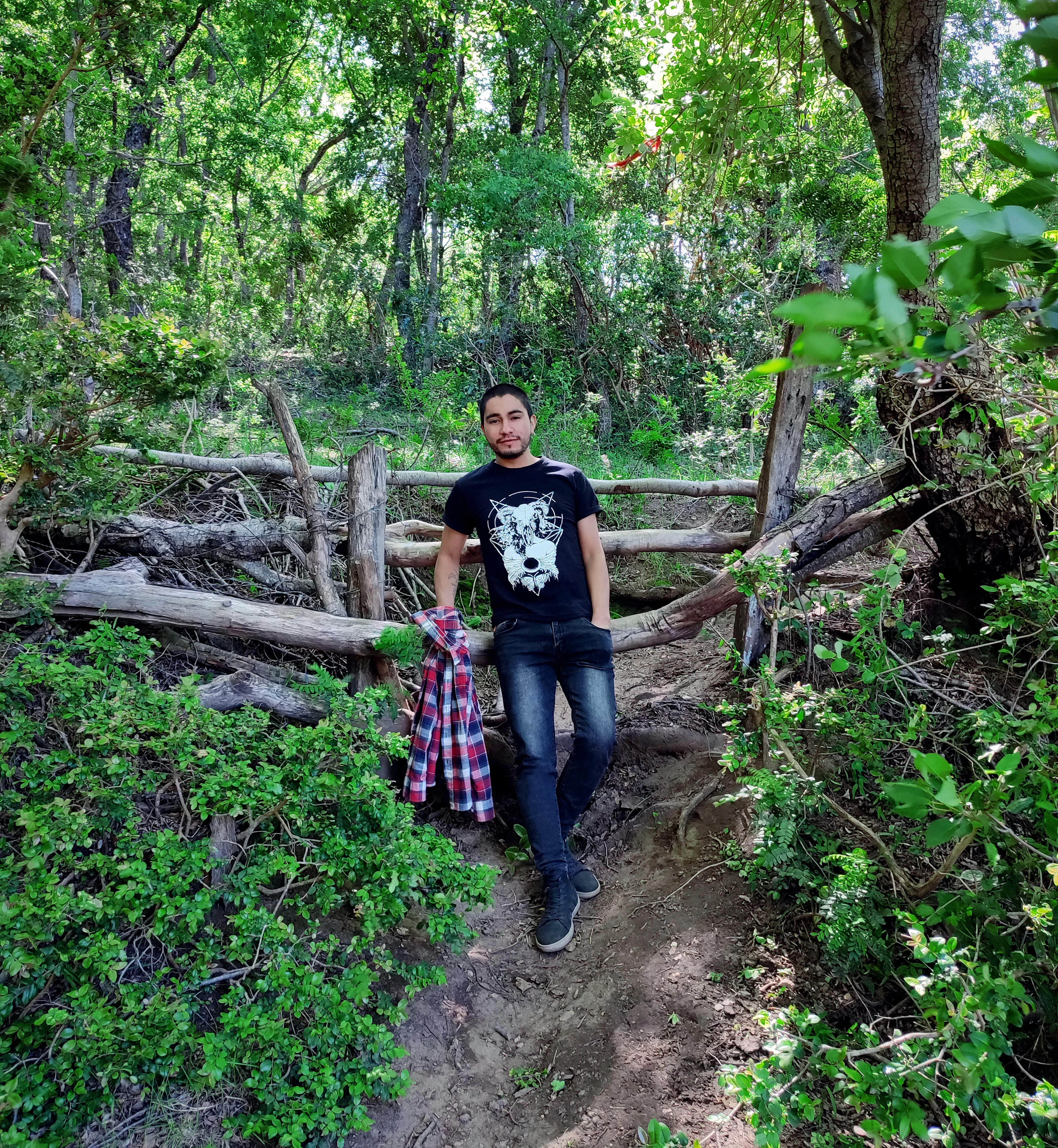 I turned 34 yesterday 🎂 Have a great Tuesday!