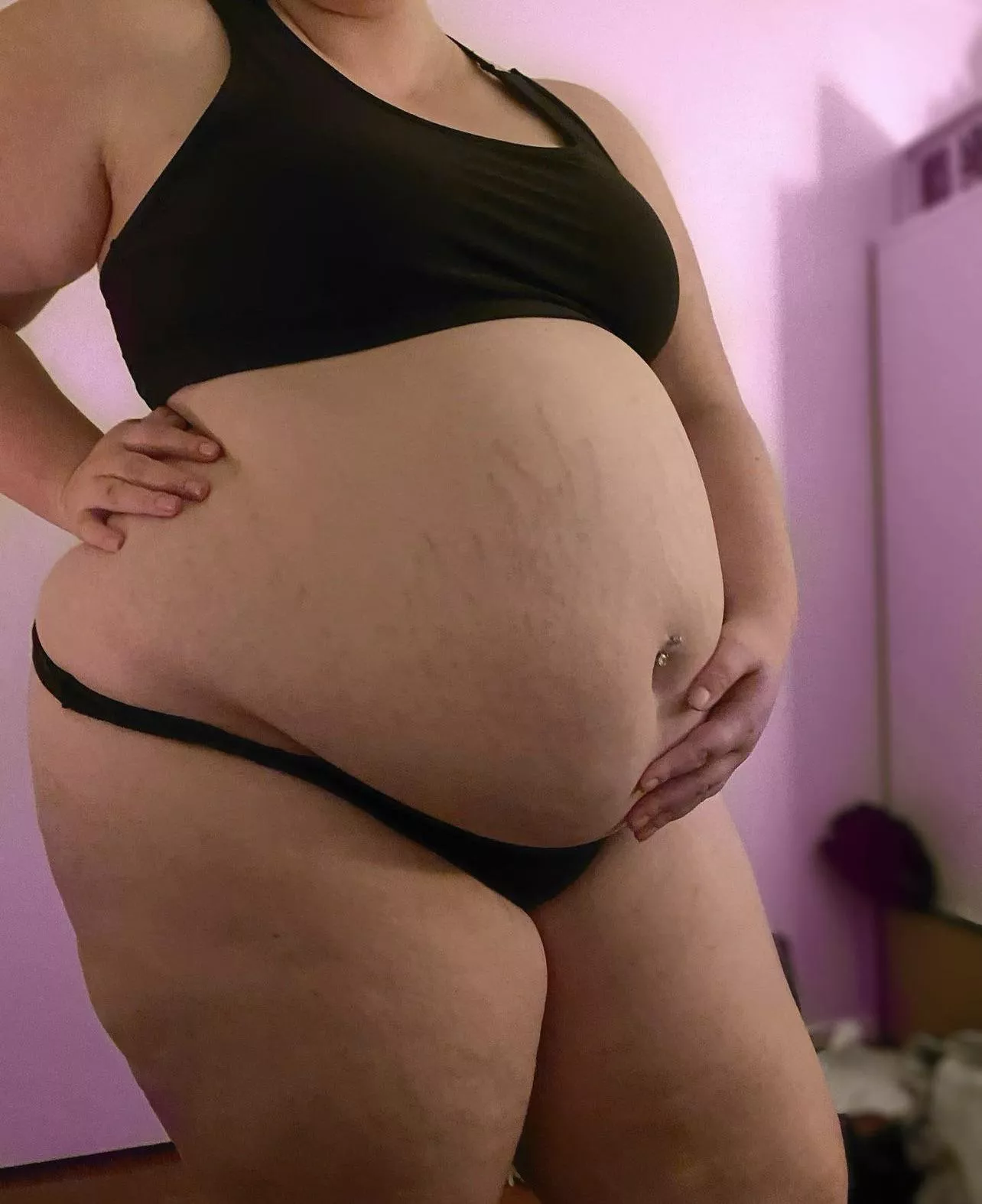 I want pizza and hot wings!!!