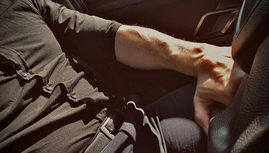 I want someone to worship me!!!!