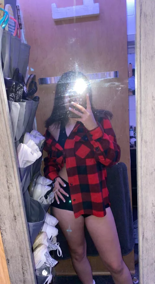 I’ll gladly give you head in front of the mirror