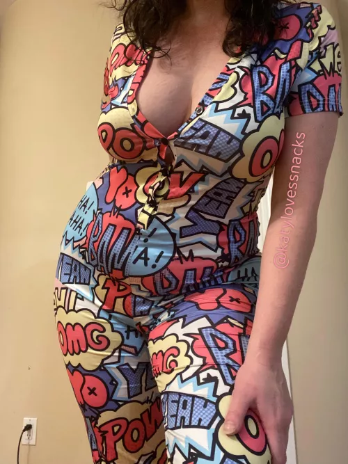 I’m back! In my favorite PJs. Wanna cuddle? 🤗