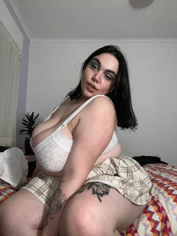 im so horny this moring damm