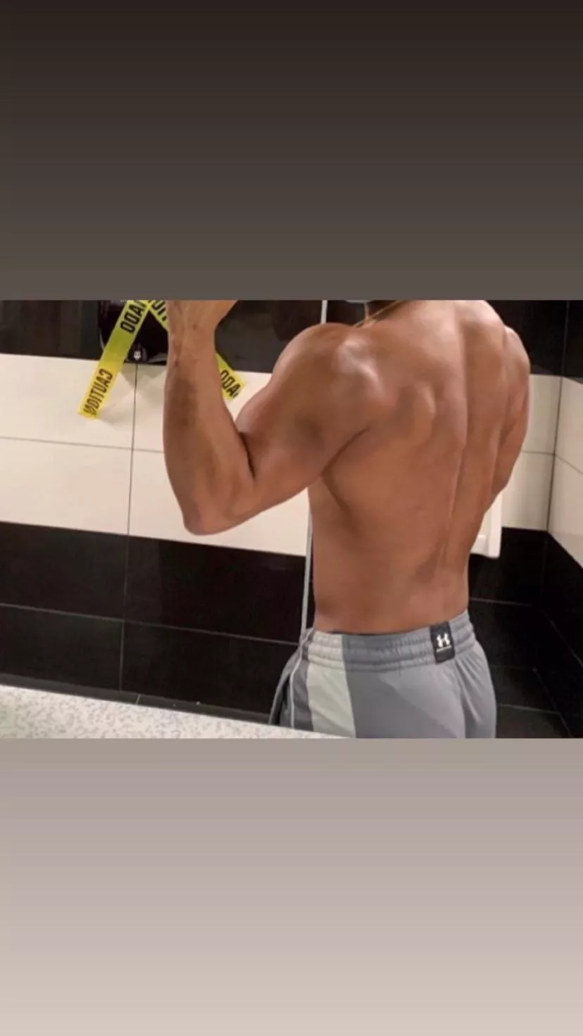 Love a solid back day