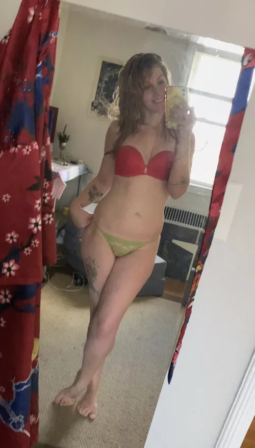 Love me love me sayyyyyy that you love me