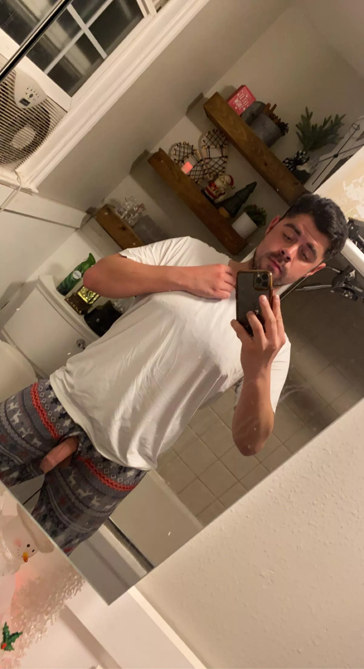 Love my uncut dick 💯