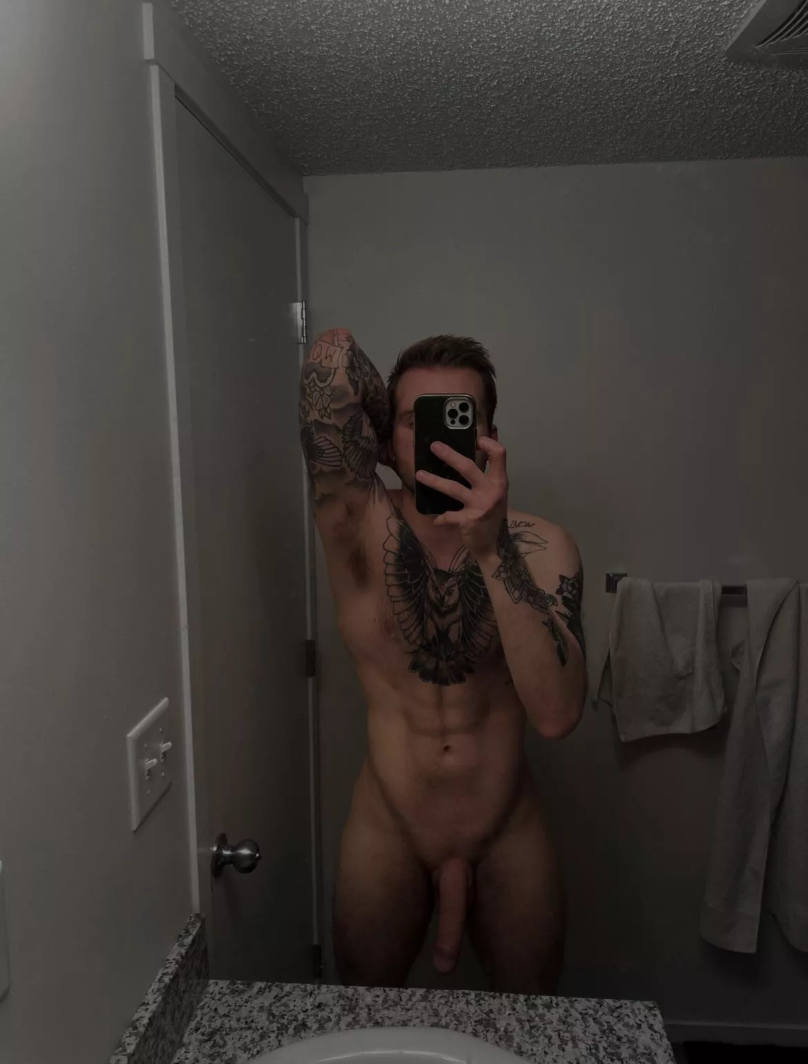 (M) Happy Holidays😏