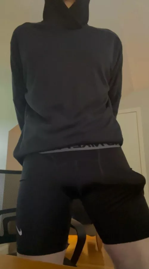 Msg me if you wanna compare to my 19m big white cock