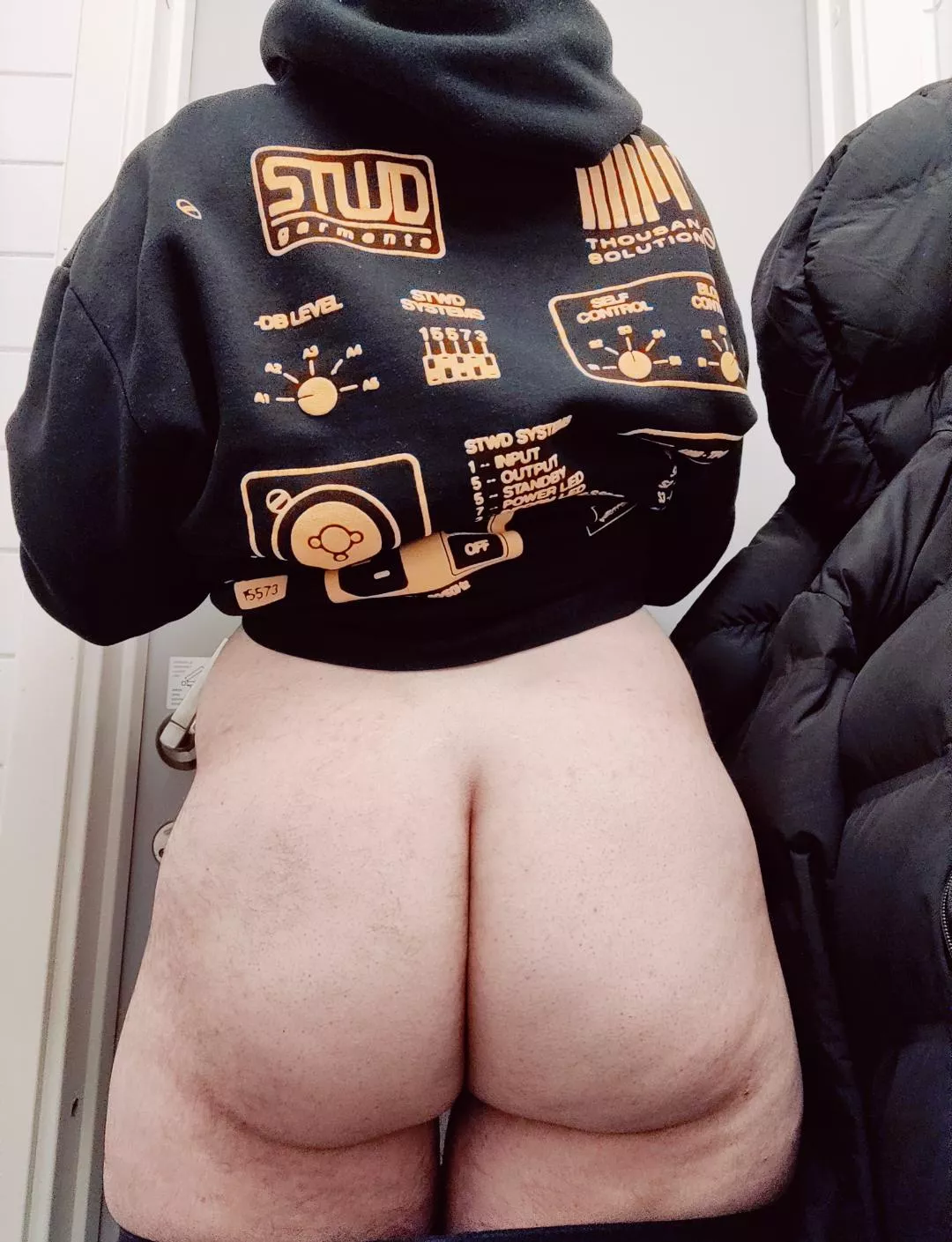 need a bf to share my ass with