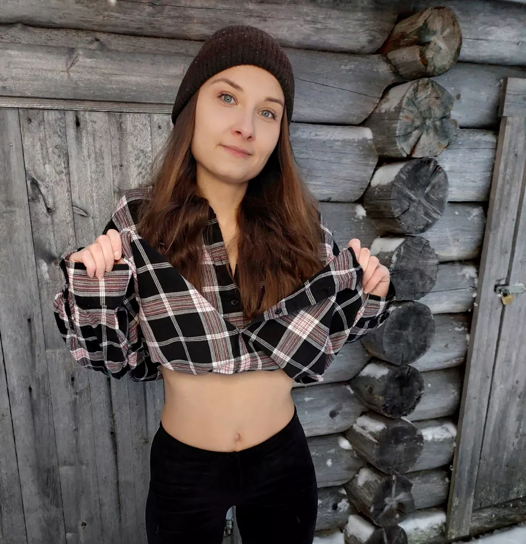 Raising my shirt so you can see it