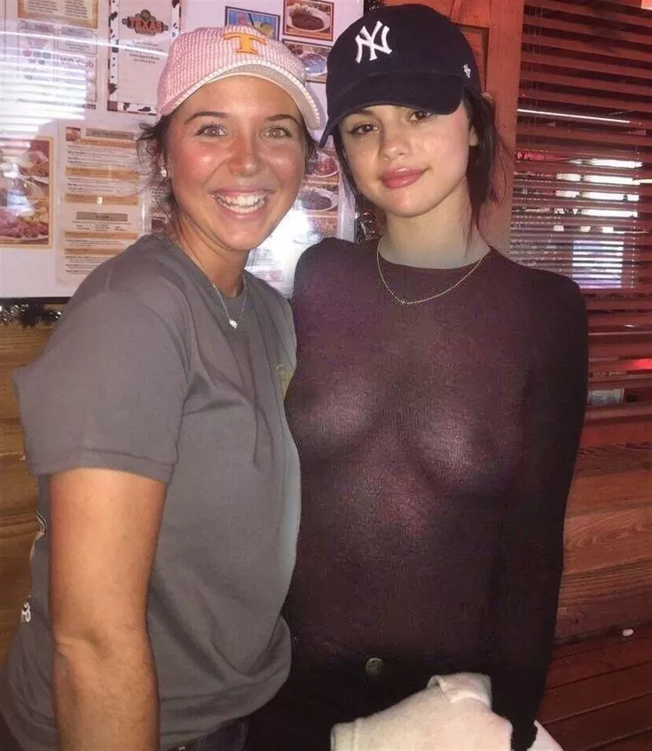 Selena with a fan