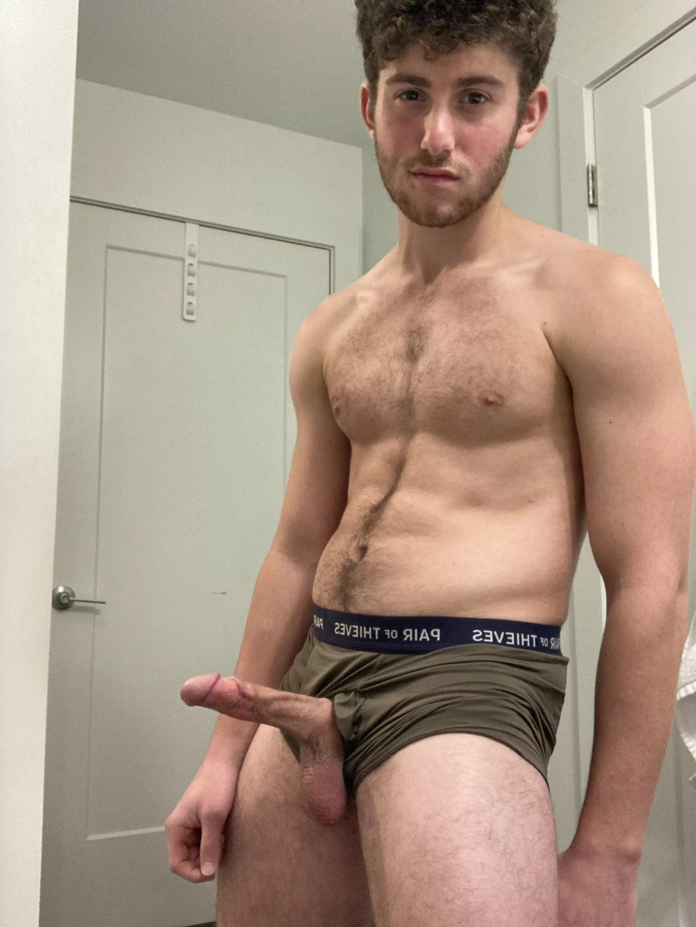 so that’s what the hole is for😝