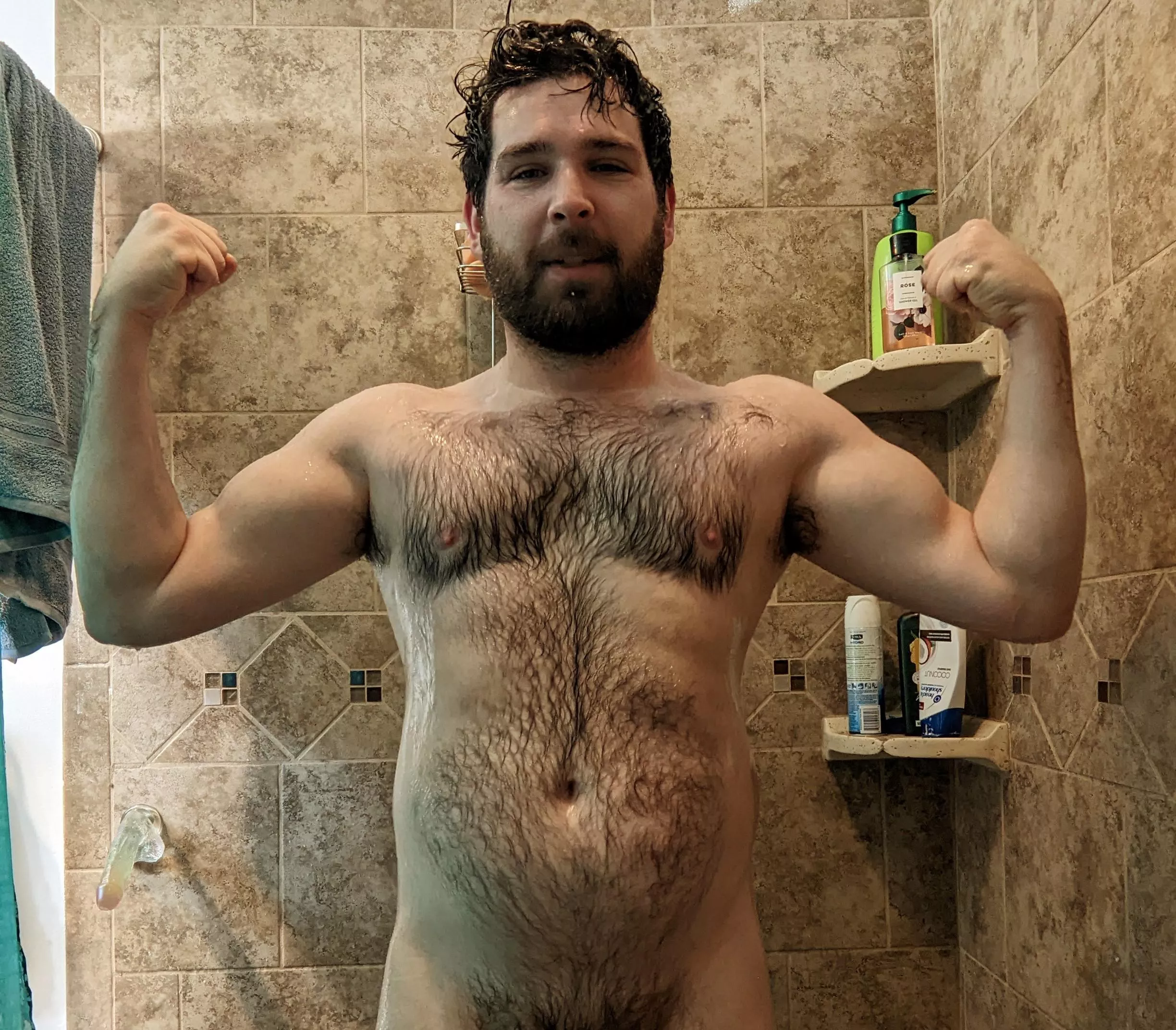 wet otter coming through