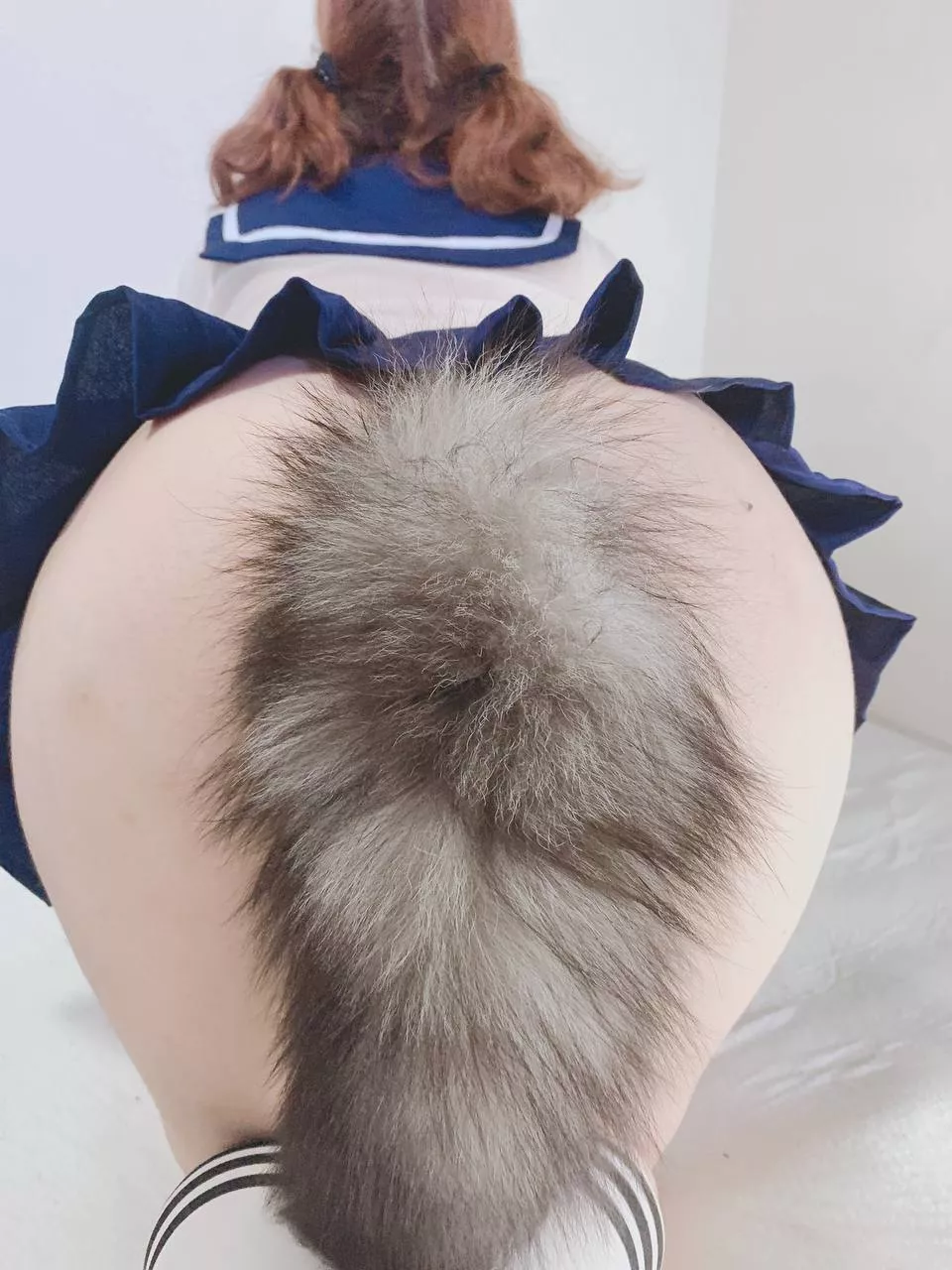 Why would u want to play with such a big tail?