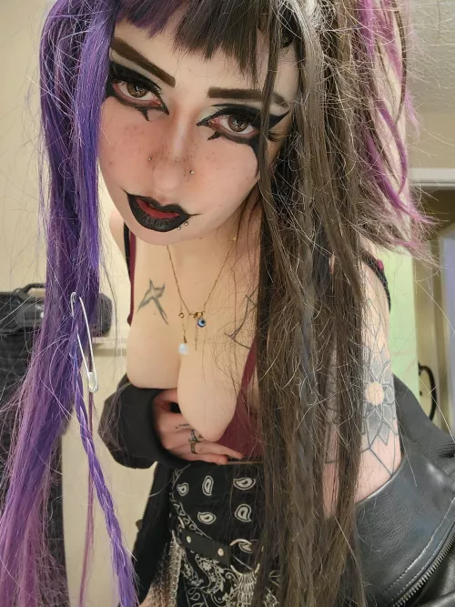 you look familiar.. have we fucked before?