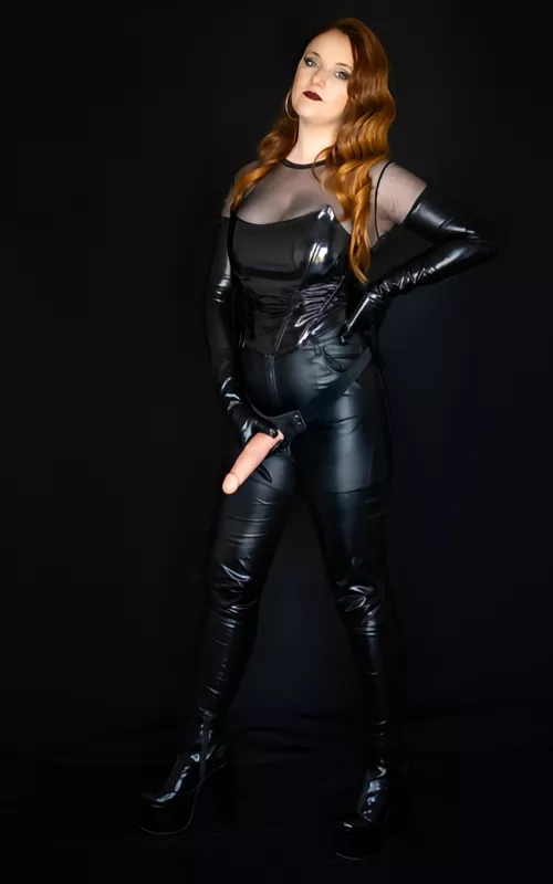 you want to play a little? first you have to get my attention... be witty.