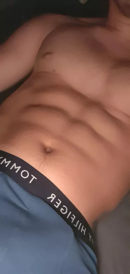 19 german looking for a fit or skinny master 18-21, snap: outtaboonk