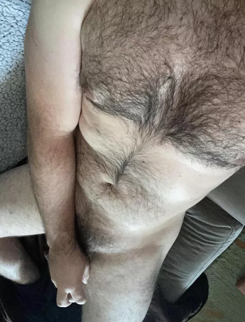 29 hairy and horny. Boys add the_scientist56. No one over 24.