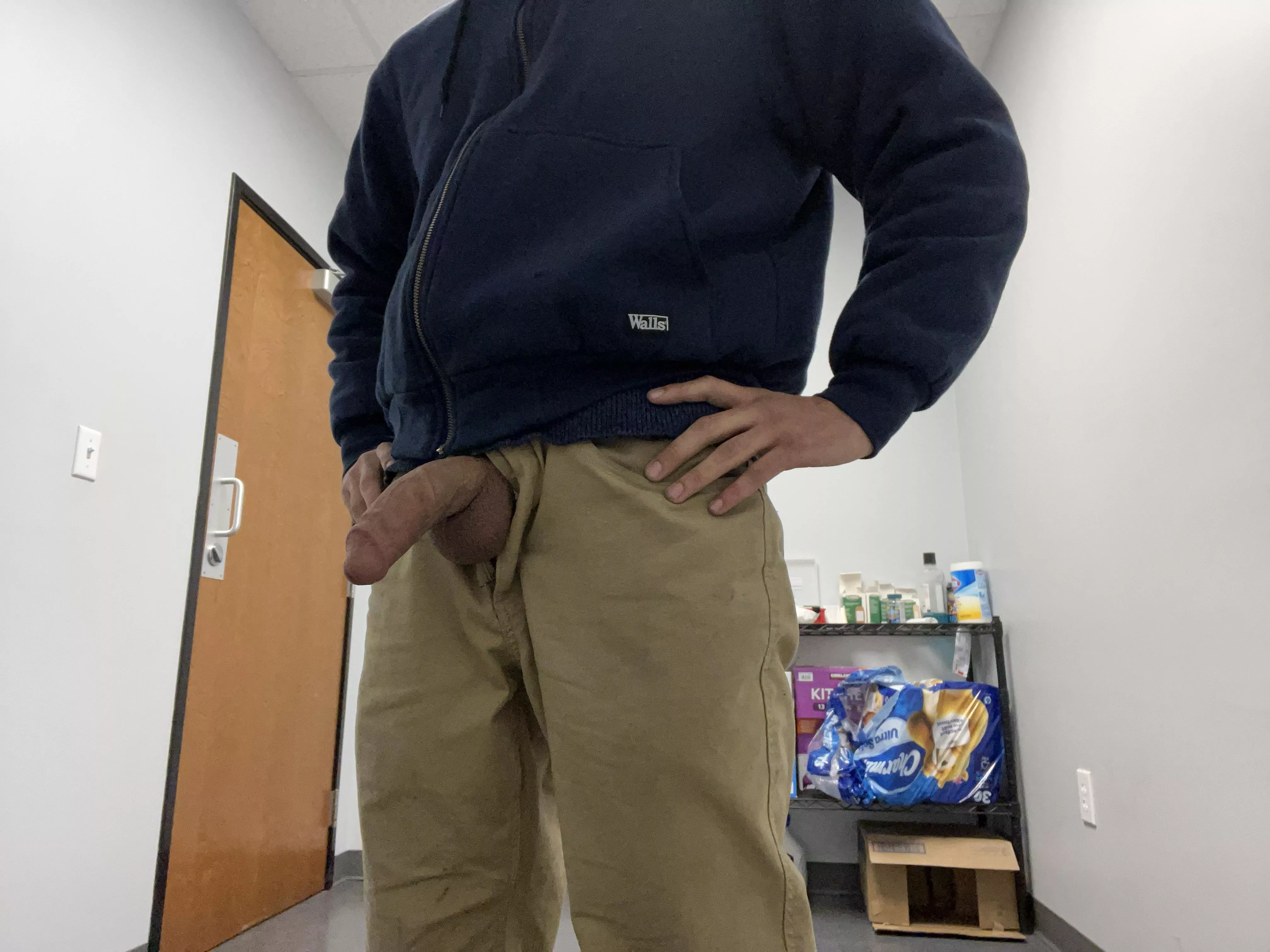 [36] My manager asked if I’m working hard or hardly working….. definitely working hard