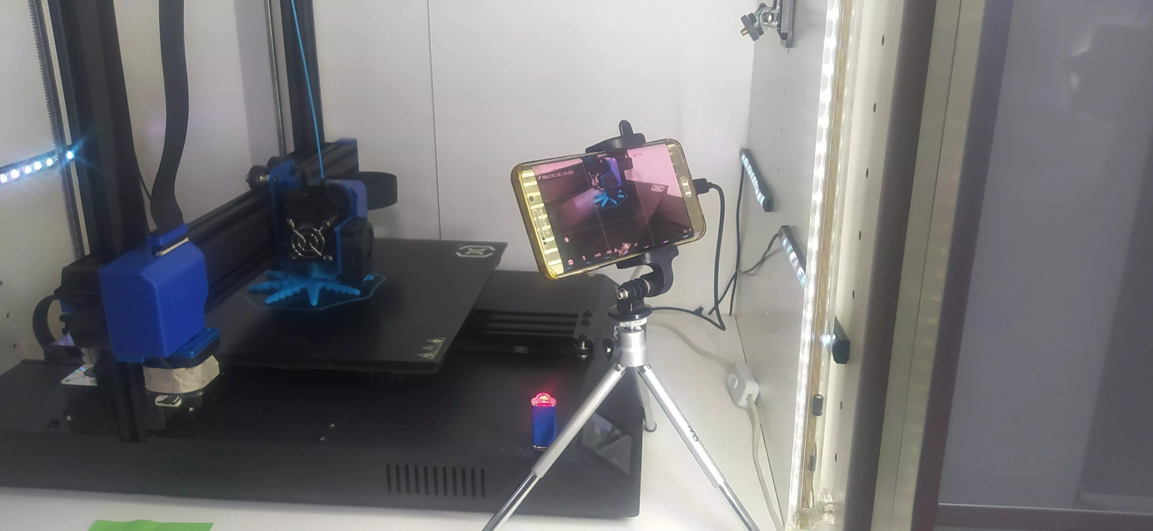 Any alternative for a wireless camera? I don't like how sketchy it is.