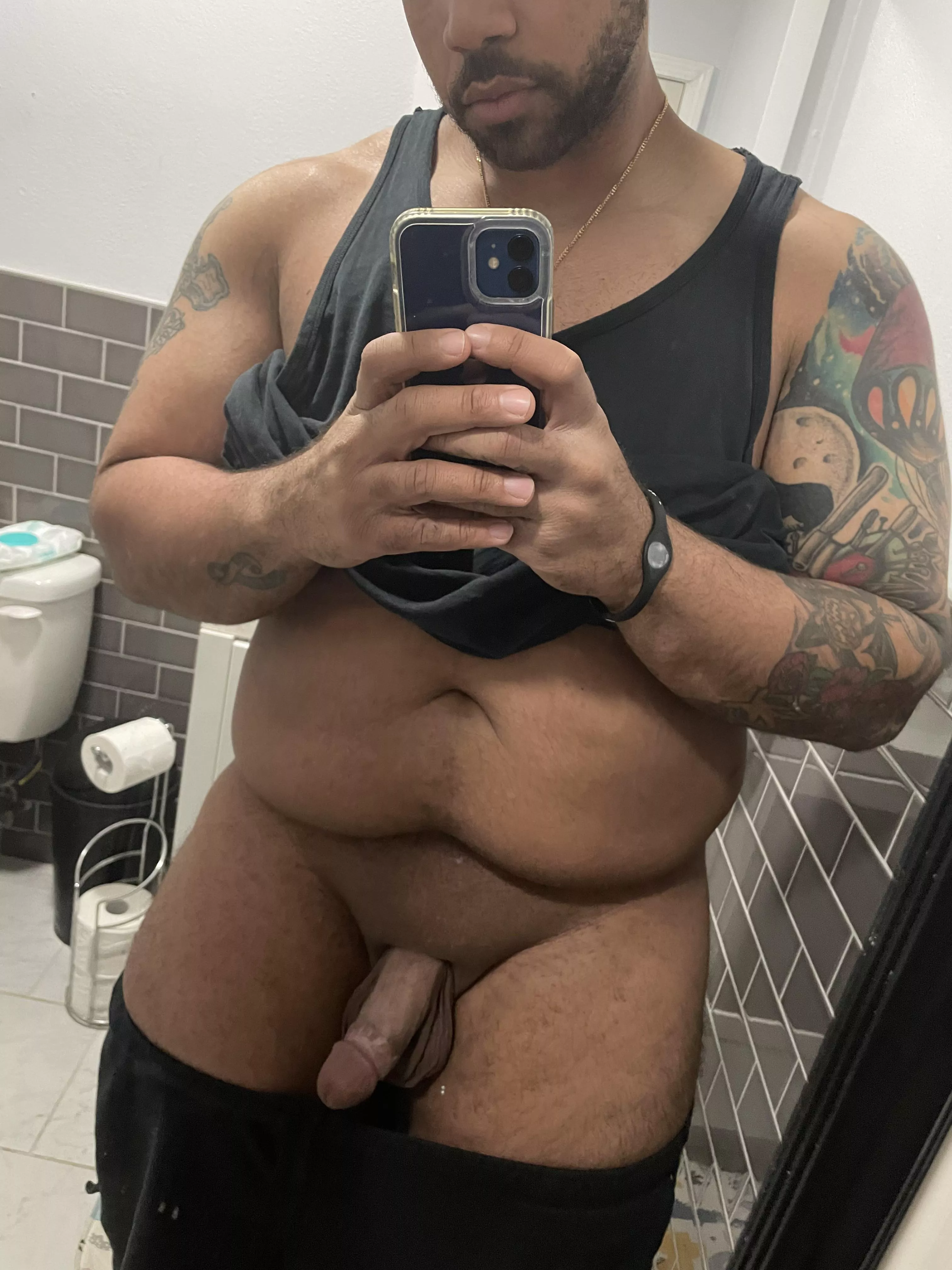 Anyone else expecting 6-8 inches the next few days