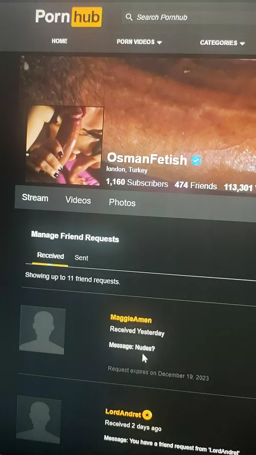 asking for nudes in the hub