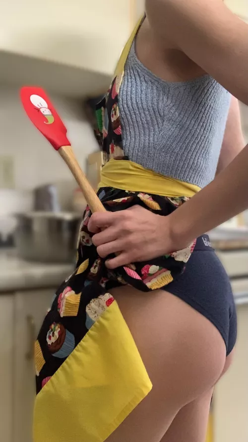 Bake something sweet with me 😍🥰