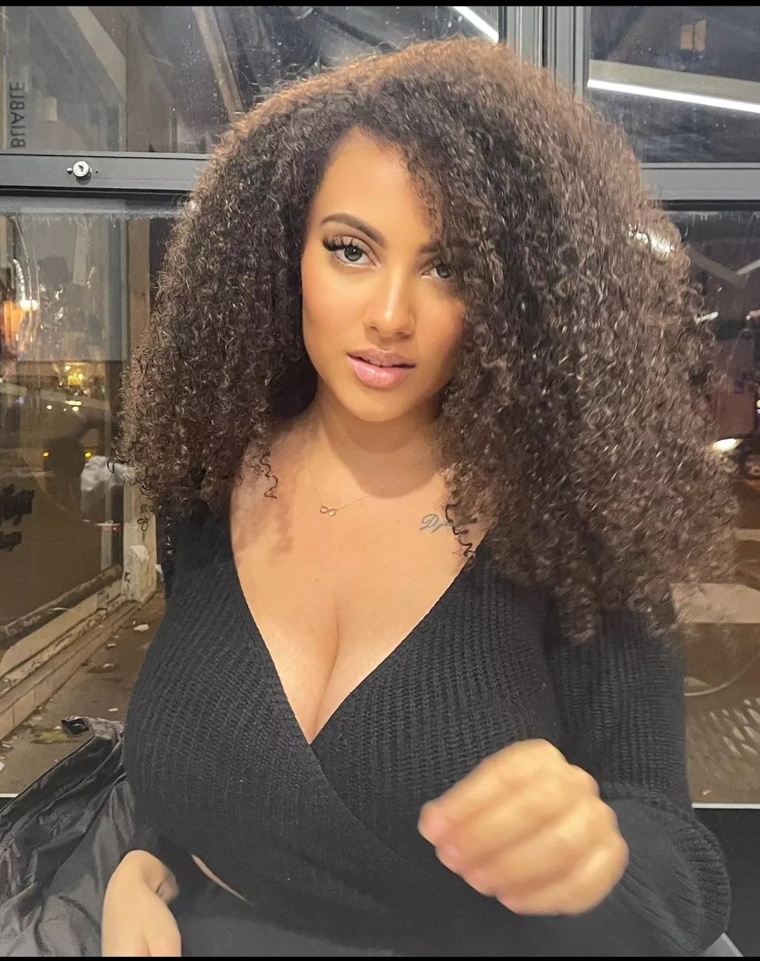 beautifull curls etc....