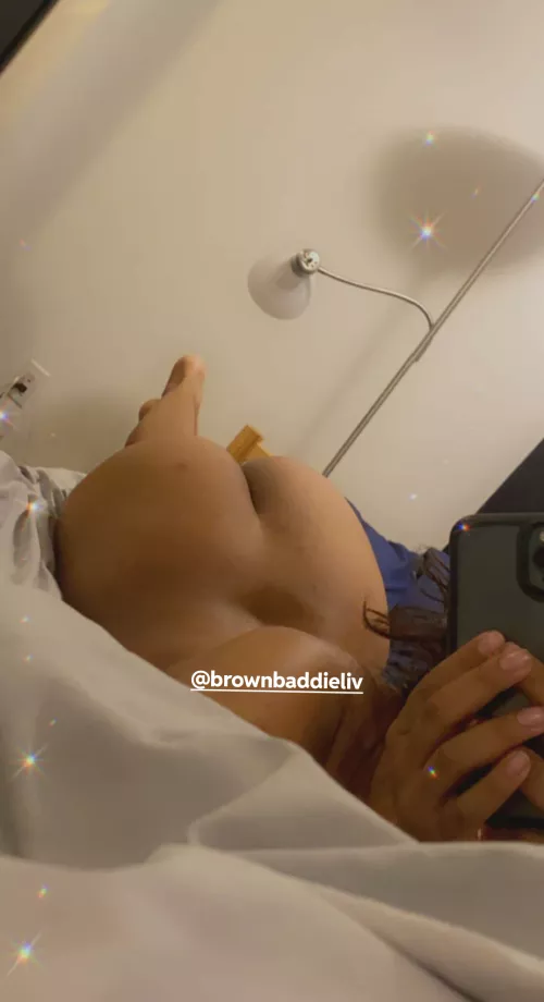 Break time, can my booty get love? (F)