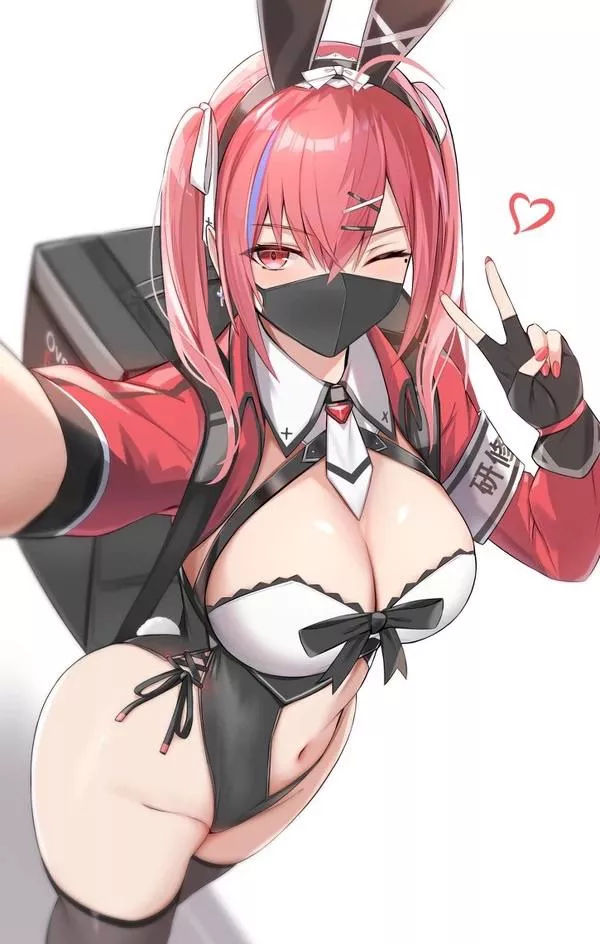 Bunny-girl selfie [Original]