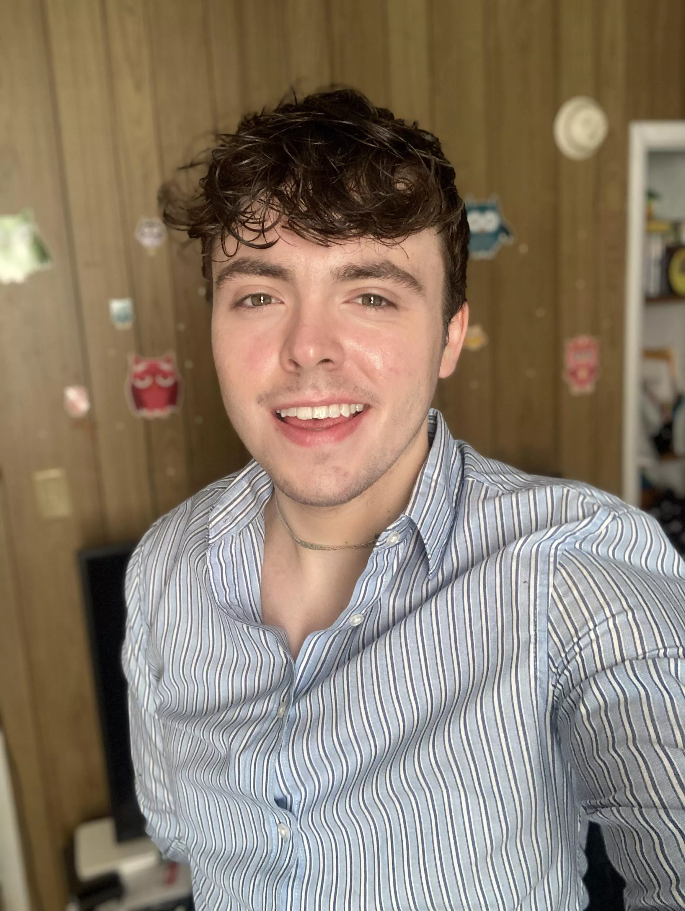 Date night tonight! Feeling excited and hot today 😇