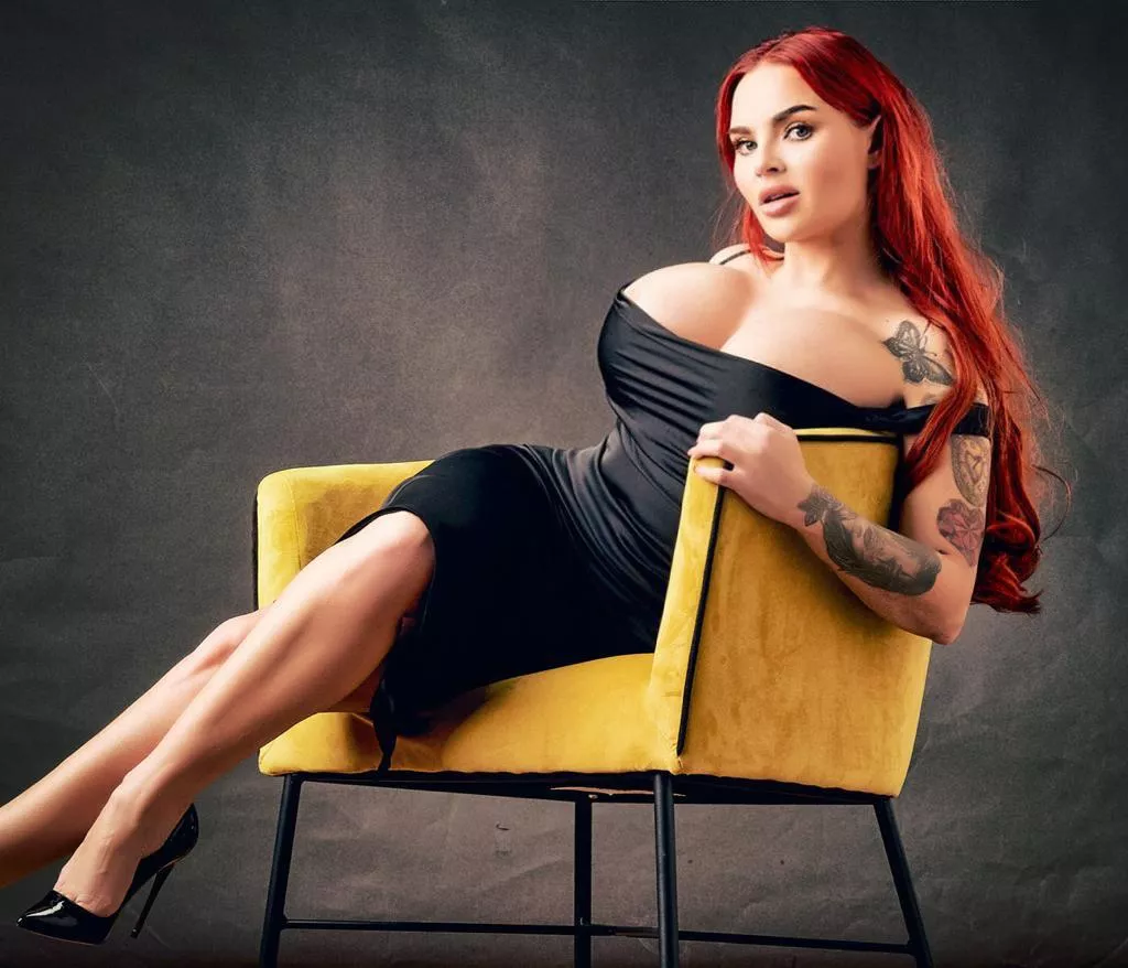 Did you ever had a sexual fantasy about me -AmeliaSummers