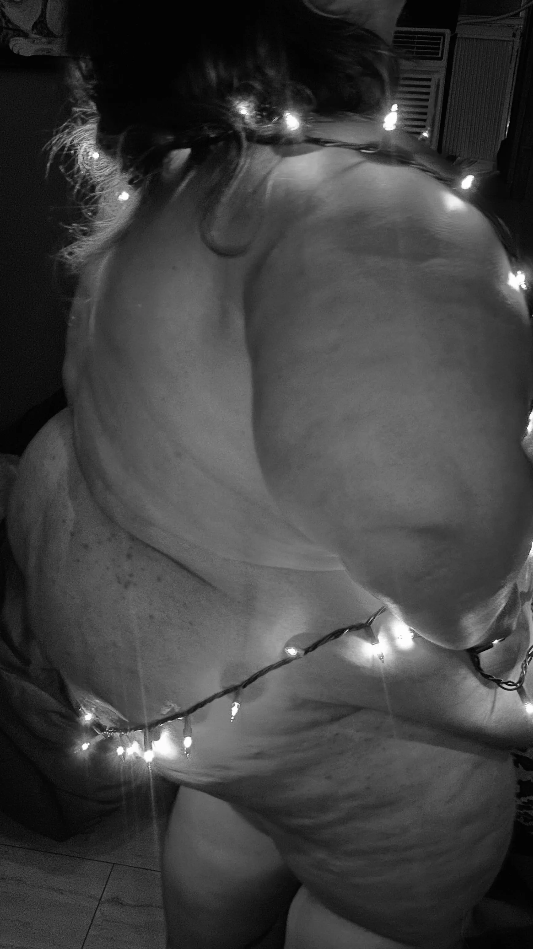 Do you love the way my body lights up 😜