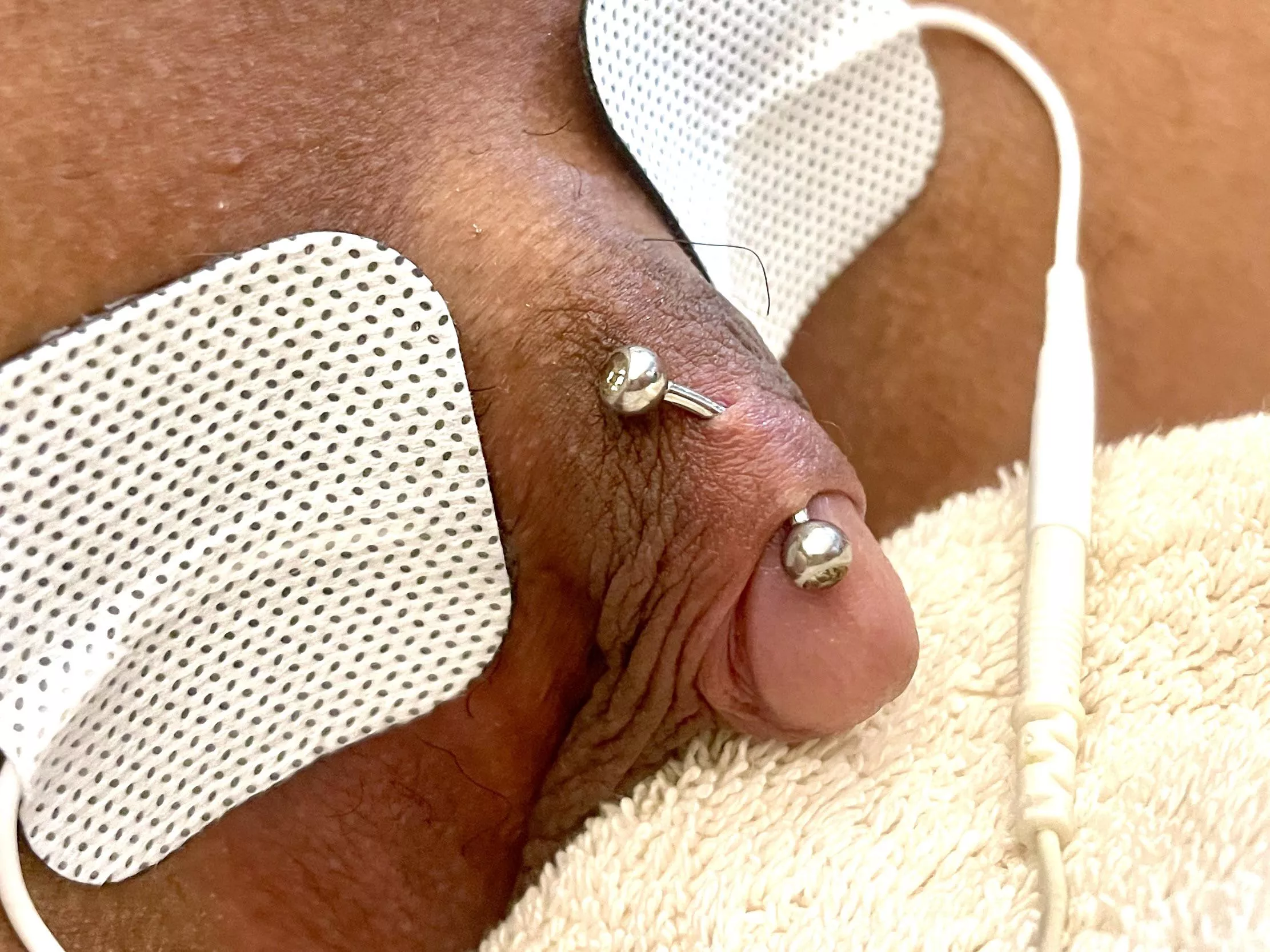 Electrostim makes my clit swelllll