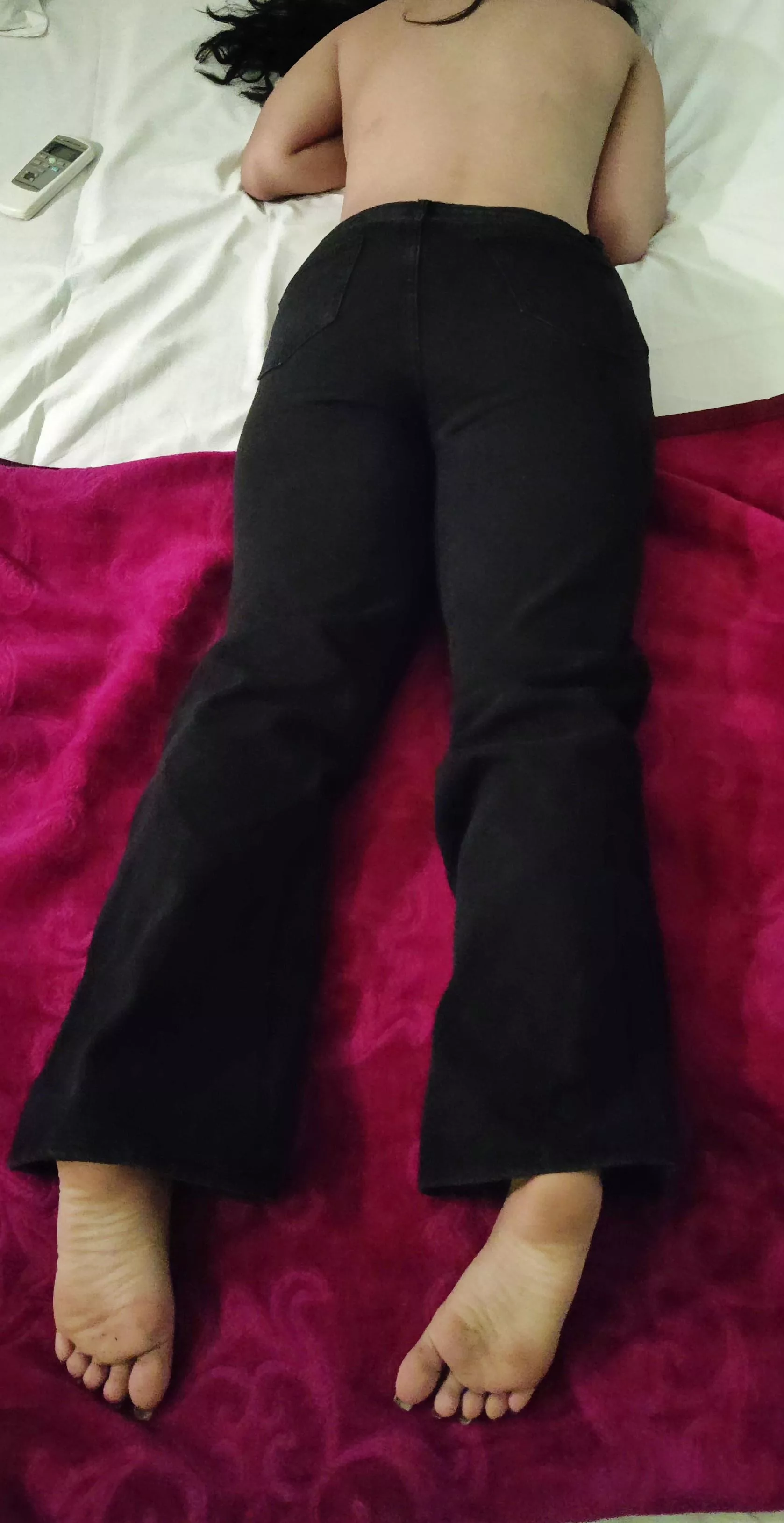 (f) POV: you are my tinder date 😋